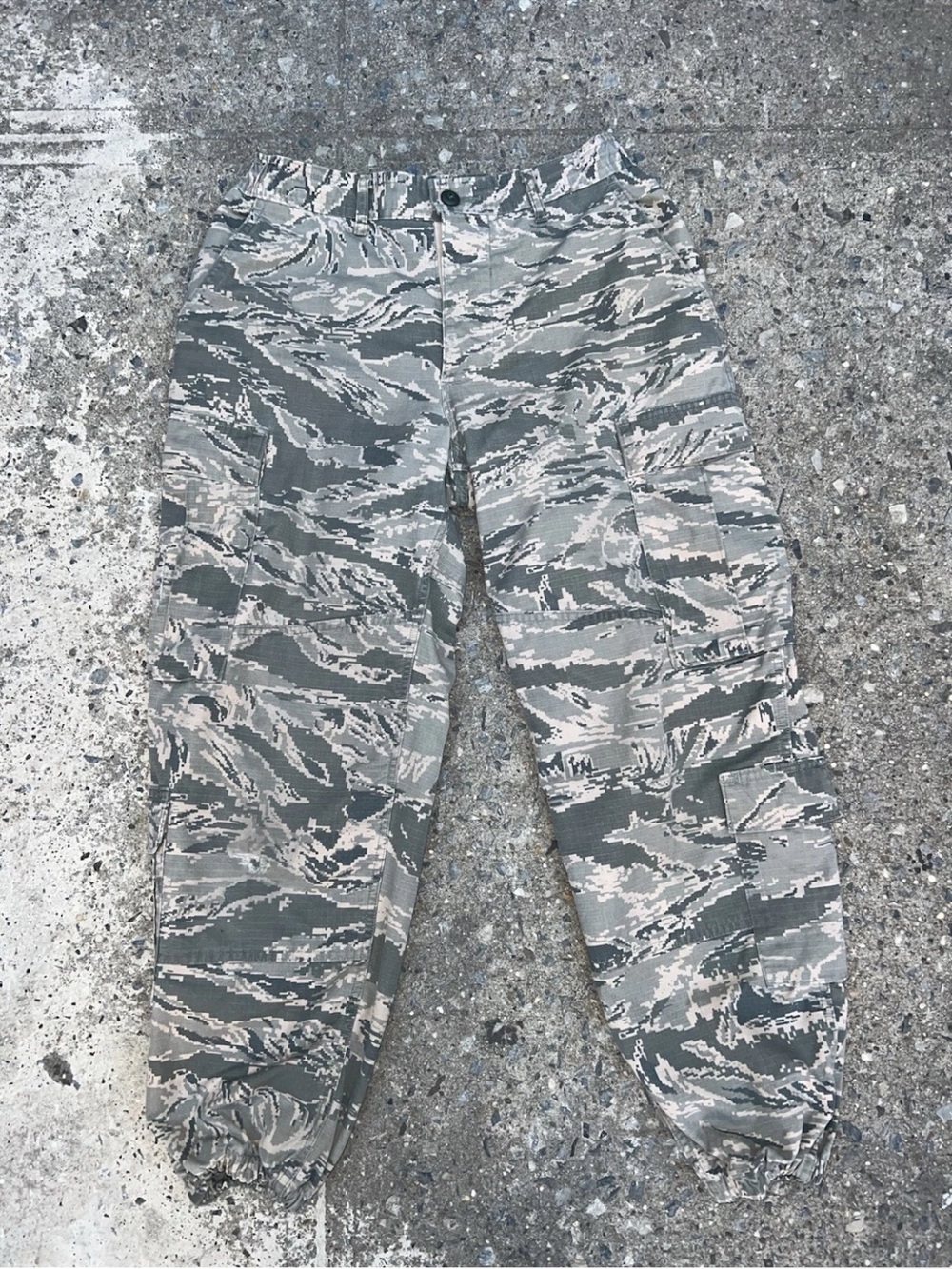 US Air Force Military Tiger Camo Cargo Pants Size 29 Tiger Workforce Combat